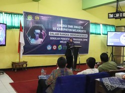 Bupati Mojokerto Dorong SMK Ciptakan Wirausaha Manfaatkan Metaverse