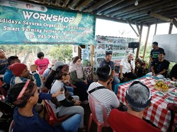 Ganjar Pranowo Banggakan Petani di Jateng Usung Smart Farming-IoT