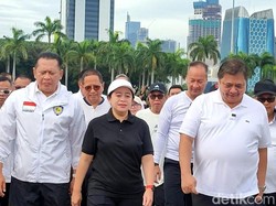 Puan dan Airlangga Jalan Pagi di Monas, Bamsoet Hadir