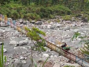 Menyambangi Sangkan Jaya Tegal, Desa Terpencil yang Tak Terjangkau Mobil Menyambangi Sangkan Jaya Tegal, Desa Terpencil yang Tak Terjangkau Mobil