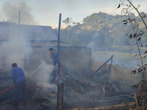 Kebakaran 3 Rumah di Bone, Api Dipicu Salah Satu Pemilik Lupa Matikan Kompor