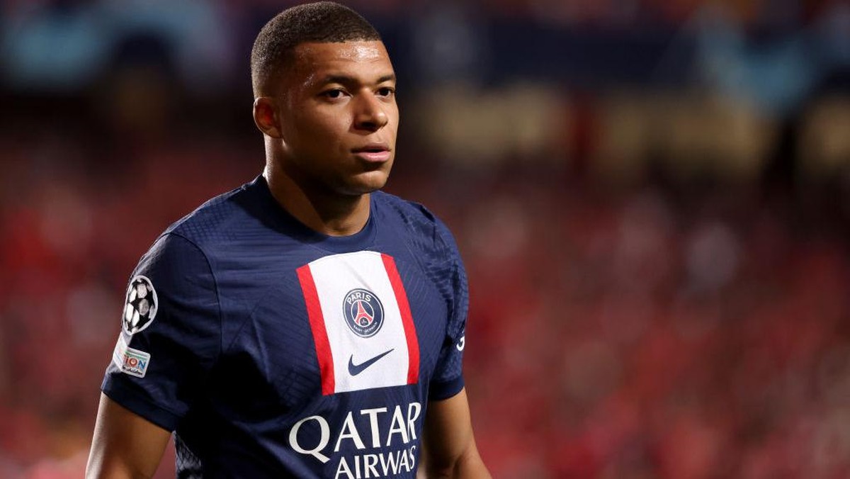 Kylian Mbappe jadi pemain dengan gaji tertinggi di dunia (Getty Images/Jean Catuffe)