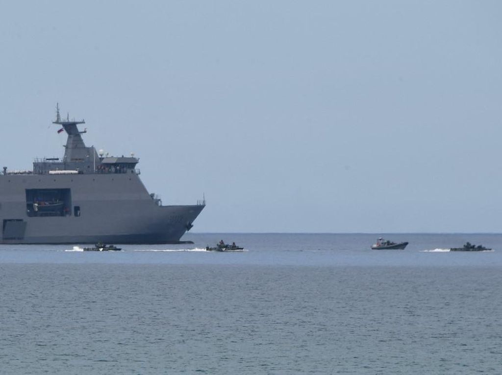 AS-Filipina Sepakat Mulai Lagi Patroli Bersama di Laut China Selatan AS-Filipina Sepakat Mulai Lagi Patroli Bersama di Laut China Selatan