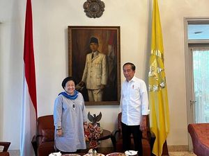 Teka-teki Pertemuan Batu Tulis Jokowi dan Megawati Teka-teki Pertemuan Batu Tulis Jokowi dan Megawati