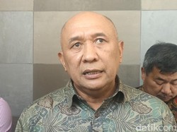 Menkop Teten Masduki Siap Carikan Persigar Garut Nahkoda Baru