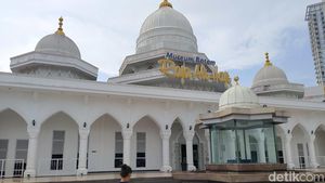 Melihat Koleksi Museum Raja Ali Haji Batam, Ada Barang BJ Habibie