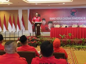 PDIP Kepri Targetkan Menang Pilpres, Pilkada dan Legislatif 2024 PDIP Kepri Targetkan Menang Pilpres, Pilkada dan Legislatif 2024