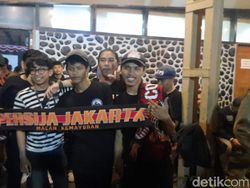 Jabar Sepekan: Doa hingga Mimpi Besar Bobotoh dan Jakmania