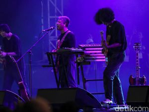 Lokal Gak Kalah Keren! demajors Optimis di Tengah Gempuran Konser Luar Negeri Lokal Gak Kalah Keren! demajors Optimis di Tengah Gempuran Konser Luar Negeri