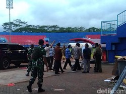Datang ke Kanjuruhan, TGIPF Fokus Selidiki Pintu Stadion