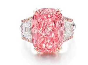 Wow! Berlian Merah Ini Cetak Rekor Dunia, Laku Terjual Rp 763 M