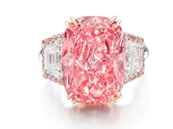 Wow! Berlian Merah Ini Cetak Rekor Dunia, Laku Terjual Rp 763 M