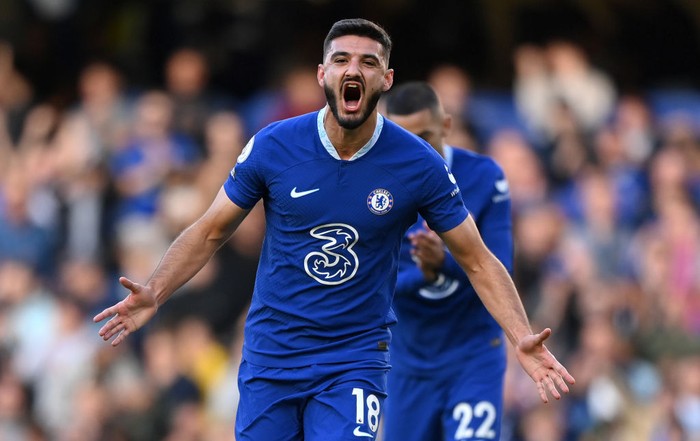 Armando Broja LONDON, ENGLAND - OCTOBER 08: Armando Broja of Chelsea celebrates after scoring their team's third goal during the Premier League match between Chelsea FC and Wolverhampton Wanderers at Stamford Bridge on October 08, 2022 in London, England. (Photo by Justin Setterfield/Getty Images)
