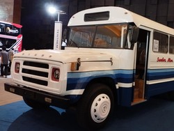 PO Sumber Alam Punya Bus Jadul, Bisa Disewa buat Prewedding sampai Main Film