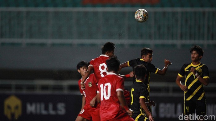 Indonesia takluk 1-5 dari Malaysia dalam Kualifikasi Piala Asia U-17 2023. Kekalahan ini membuat kans lolos ke putaran final menjadi amat kecil.