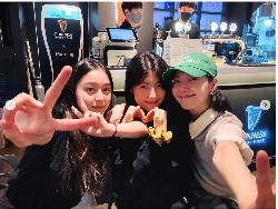 Jelang Little Women Episode 12, Kim Go Eun Pamer Foto Kue Anggrek Biru