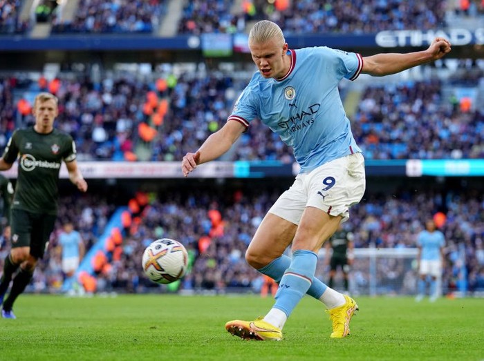 MANCHESTER, ENGLAND - OCTOBER 08: Erling Haaland of Manchester City during the Premier League match between Manchester City and Southampton FC at Etihad Stadium on October 08, 2022 in Manchester, England. (Photo by Lynne Cameron - Manchester City/Manchester City FC via Getty Images)