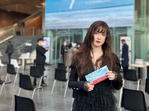 Goo Hye Sun Tampil Cantik di BIFF 2022, Harga Gaunnya Cuma Rp 400 Ribu Goo Hye Sun Tampil Cantik di BIFF 2022, Harga Gaunnya Cuma Rp 400 Ribu