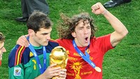 Keduanya sukses mempersembahkan dua titel Piala Eropa dan satu trofi Piala Dunia untuk La Furia Roja. (Foto: AFP via Getty Images/CHRISTOPHE SIMON)