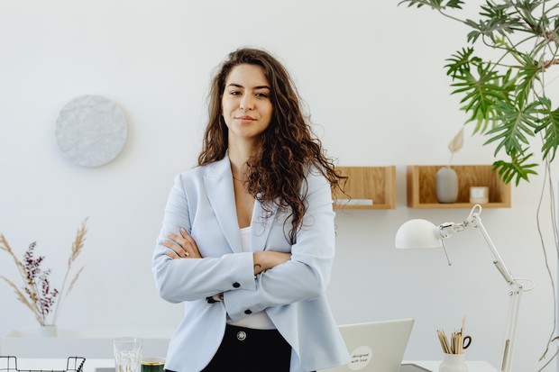 kita perlu menjadi diri yang kuat dan tangguh agar selalu berhasil melewati masalah dalam kehidupan kita/Foto: pexels.com/karolina-grabowska