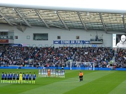 Tottenham Kalahkan Brighton dalam Situasi Duka