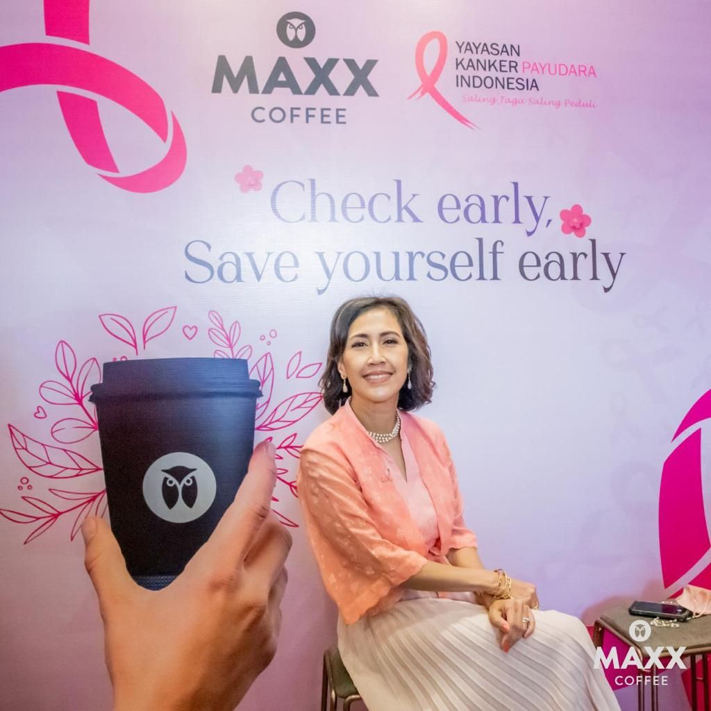 Maxx Coffee Indonesia Breast Cancer Awareness