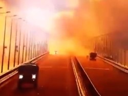 Banyak Kota Ukraina Dihujani Rudal Usai Ledakan Jembatan Crimea