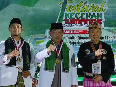 Momen Kapolri Hadiri Tradisi Keceran