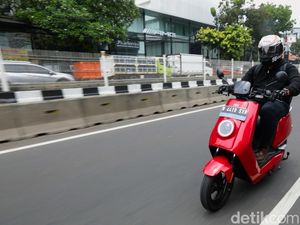 Motor Listrik Ini Iritnya 4-5 Kali Lipat dari Honda Beat! Motor Listrik Ini Iritnya 4-5 Kali Lipat dari Honda Beat!