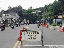 Jalur Puncak Berlaku One Way Arah Jakarta Siang Ini