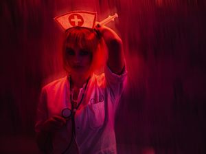 Jadi Kreator OnlyFans, Perawat Dipecat karena Bikin Salfok Rekan Kerja