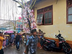 Foto-foto Meriahnya Perayaan Maulid Nabi di Pegayaman Buleleng Foto-foto Meriahnya Perayaan Maulid Nabi di Pegayaman Buleleng