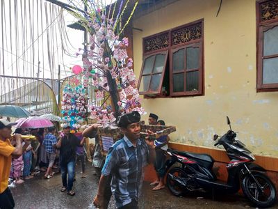 Foto-foto Meriahnya Perayaan Maulid Nabi di Pegayaman Buleleng