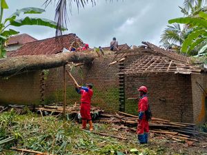 Sederet Bencana Alam Melanda Jateng-DIY di Awal Musim Hujan