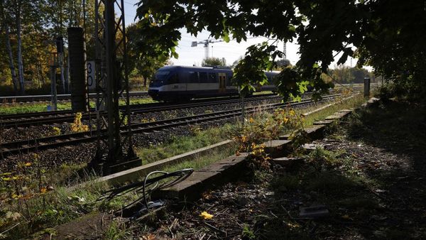Dugaan Sabotase di Balik Gangguan 3 Jam Layanan Kereta di Jerman