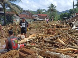 BMKG Ingatkan Potensi Banjir Bandang hingga Puting Beliung di Jatim