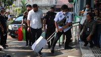 Segini Tebalnya Berkas Perkara Ferdy Sambo Cs yang Diserahkan ke Pengadilan