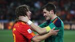 Casillas dan Puyol: Dari Rival, Kawan, hingga Kontroversi Cuitan Gay