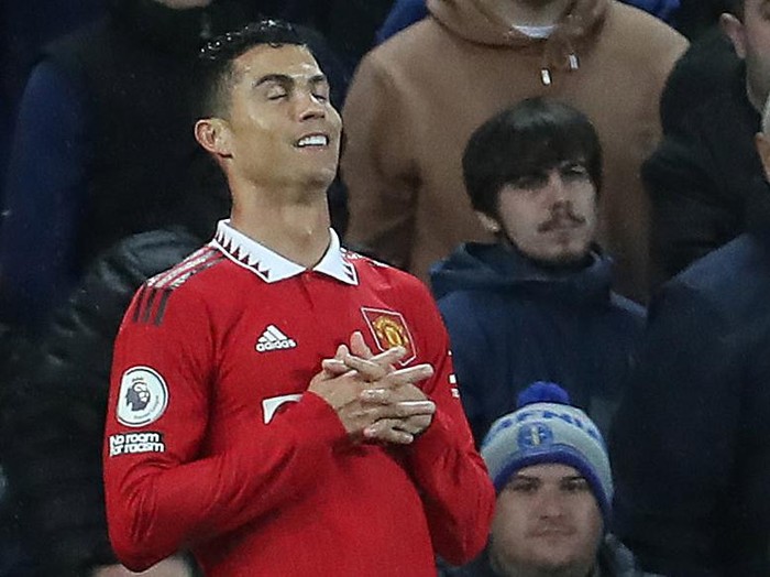 LIVERPOOL, ENGLAND - OCTOBER 09: Cristiano Ronaldo of Manchester United celebrates scoring their second goal during the Premier League match between Everton FC and Manchester United at Goodison Park on October 09, 2022 in Liverpool, England. (Photo by Tom Purslow/Manchester United via Getty Images)