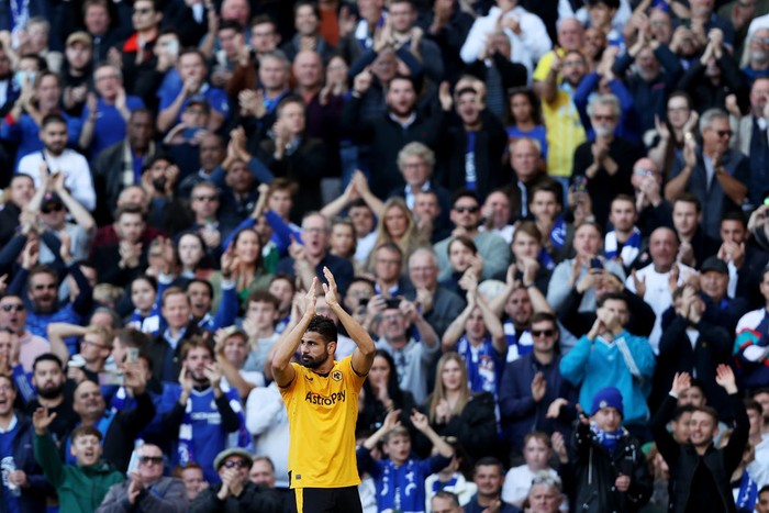LONDON, ENGLAND - OCTOBER 08: Diego Costa of Wolverhampton Wanderers shows appreciation to the fans after being substituted off> during the Premier League match between Chelsea FC and Wolverhampton Wanderers at Stamford Bridge on October 08, 2022 in London, England. (Photo by Jack Thomas - WWFC/Wolves via Getty Images).