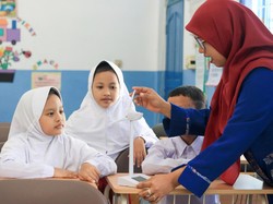 Tunjangan Insentif Guru Madrasah Non PNS Cair, Ini Syarat Ambilnya