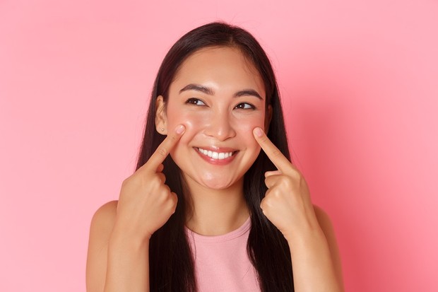 Ilustrasi kulit glowing/Foto: Freepik.com