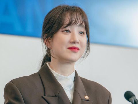 Jung Ryeo Won di May It Please The Court