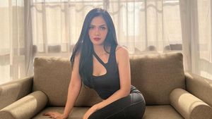 Pesona Kartika Berliana Si Ibu Dua Anak