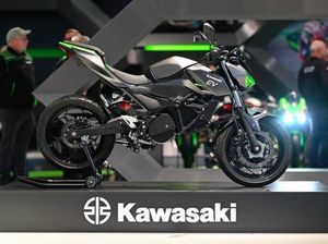 Honda, Yamaha Sudah Bawa Motor Listrik ke RI, Kawasaki Kapan? Honda, Yamaha Sudah Bawa Motor Listrik ke RI, Kawasaki Kapan?
