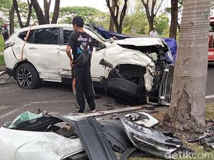 Fakta-fakta 2 Pelajar Bermobil Mewah Tabrakan saat Berangkat Sekolah