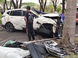 Fakta-fakta 2 Pelajar Bermobil Mewah Tabrakan saat Berangkat Sekolah