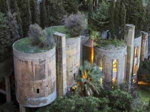 Keren! Pabrik Semen Tua Era Perang Dunia Disulap Jadi Rumah Mewah Keren! Pabrik Semen Tua Era Perang Dunia Disulap Jadi Rumah Mewah