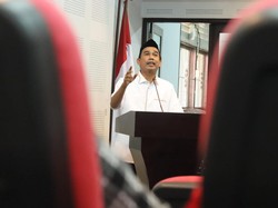 Ketua DPRD Makassar Ajak Generasi Milenial di Unhas Tidak Anti Politik