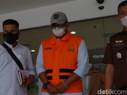 Buron 8 Bulan, Ketua KONI Kampar Tersangka Korupsi Menyerahkan Diri